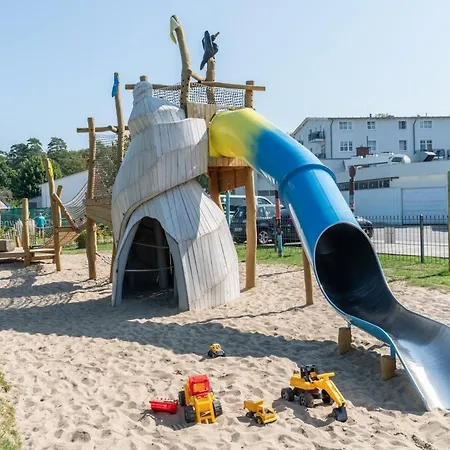 345, Seepark